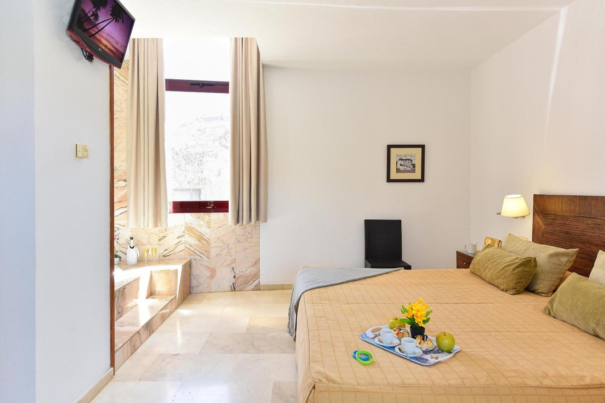 Tauro Golf Tranquility Meets Luxury Tauro Private Pool Whirlpool Bath Golf Course Views Close To Beaches Las Palmas / Gran Canaria